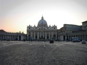 5 mln pielgrzymów na kanonizacji papieży