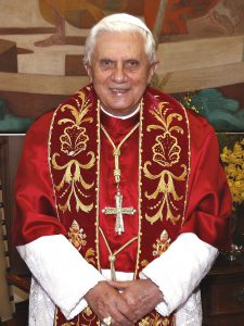 88. rocznica urodzin i 10. rocznica wyboru papieża Benedykta XVI