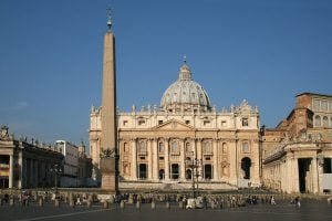 Karę ekskomuniki na przewodniczącą „Jesteśmy Kościołem” ogłosiła diecezja, a nie Rzym