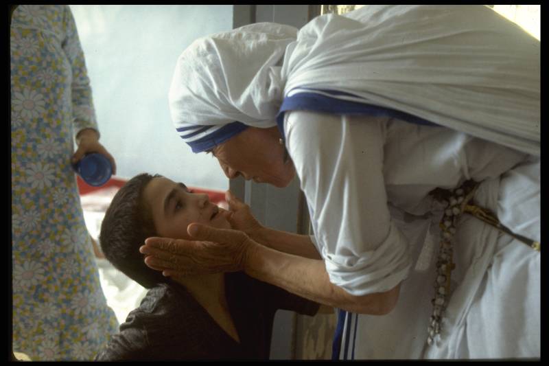 Matka Teresa. Ukryty ogień