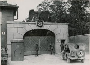 Obóz w Dachau - kapłański Katyń