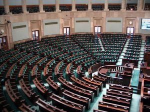 Episkopat: ostatnie decyzje Sejmu jednoznacznym aktem niewiary