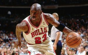 Michael Jordan - Przez całe swoje życie przegrywałem (wideo)