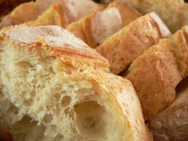bread-177155_1280