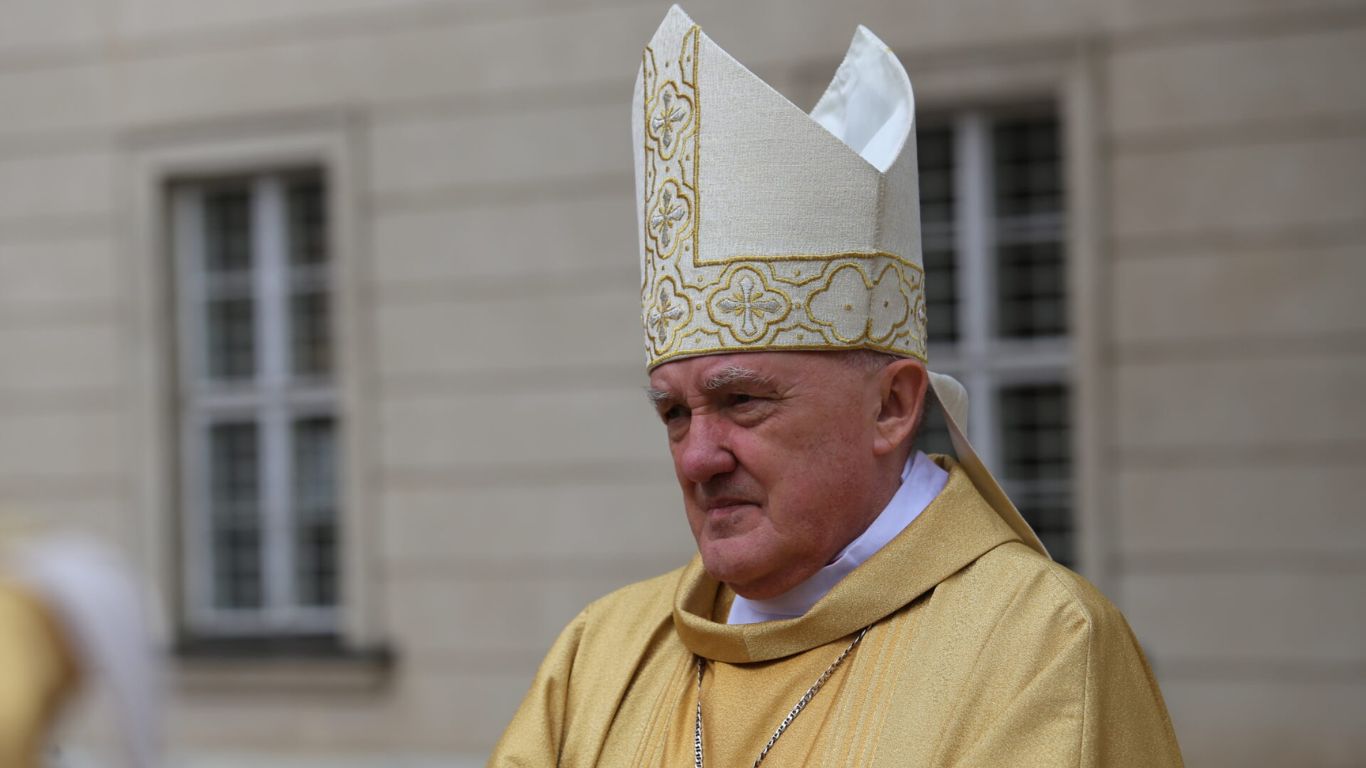 Kard. Nycz: „Problemu dzietności nie da się wytłumaczyć tylko sprawami materialnymi”