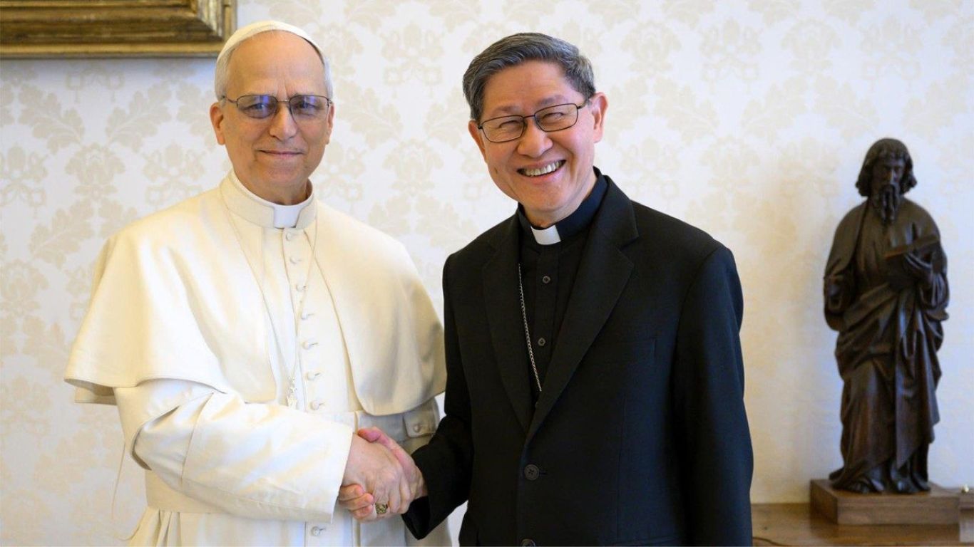 Kard. Tagle nowym dziekanem kolegium kardynalskiego