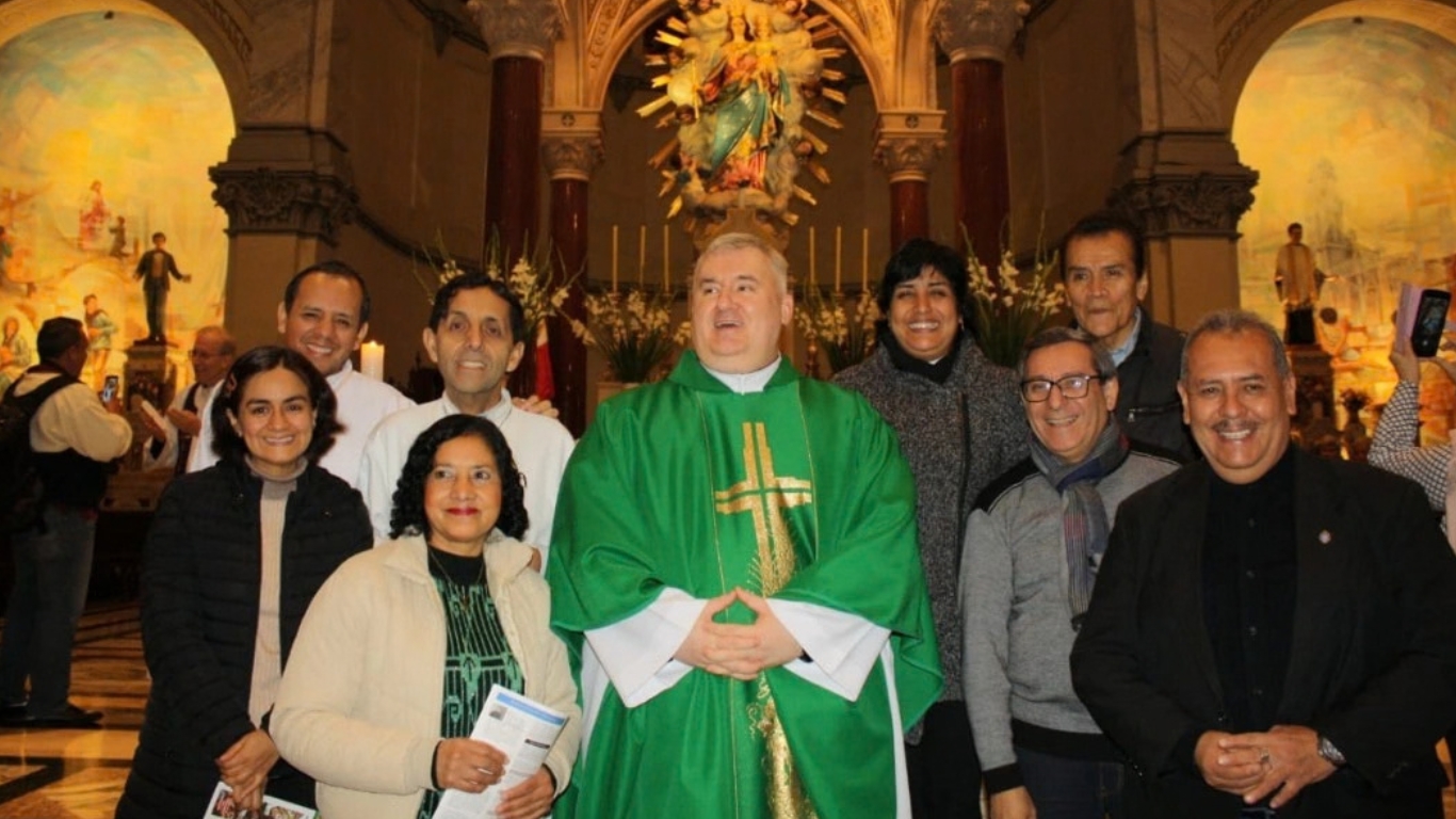 Polski ksiądz nuncjuszem apostolskim w Zjednoczonych Emiratach Arabskich